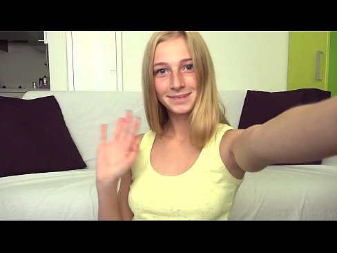 ❤️ 当我无聊的时候,我懒惰地自慰我的粉红色的阴部 ☑ Sex video